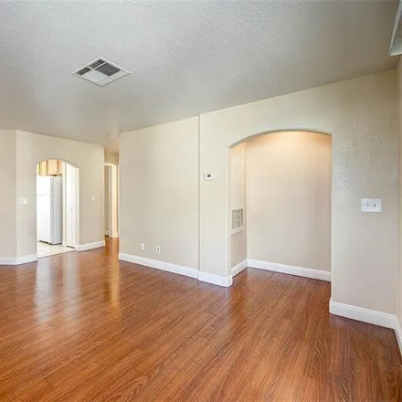 Image 3 - 1541 Linnbaker Lane, Las Vegas, NV 89110, USA - Condo for sale