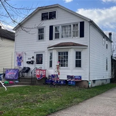 Image 2 - 228 Callodine Avenue, Grover Cleveland Terrace, Buffalo, NY 14226, USA - House for sale