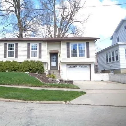 Buy this 3 bed house on 74 East Wayne Street in Freeport, IL 61032