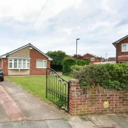 Buy this 3 bed house on Hanbury Close in Loversall, DN4 9AW
