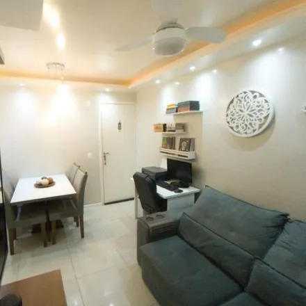 Buy this 2 bed apartment on Rua Álvaro Esteves in Antonina, São Gonçalo - RJ