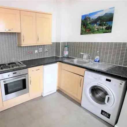 Rent this 2 bed apartment on Sit Ups in Southwold Road, Upper Clapton