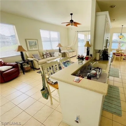 Image 2 - Liron Avenue, Fort Myers, FL, USA - Condo for rent