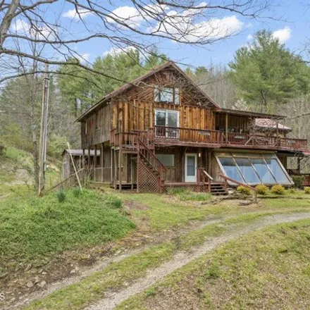 Image 2 - 1517 Pine Orchard Road, Doeville, Johnson County, TN 37640, USA - House for sale