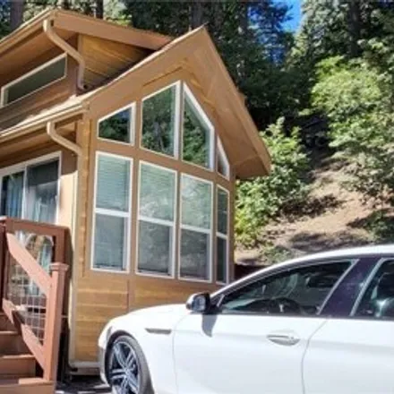 Buy this studio apartment on unnamed road in Lake Arrowhead, CA 92417