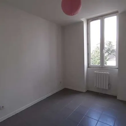 Rent this 3 bed apartment on 215 Rue Duguesclin in 69003 Lyon 3e Arrondissement, France