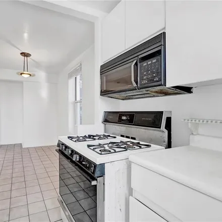 Image 5 - 3165 Nostrand Avenue, New York, NY 11229, USA - Condo for sale