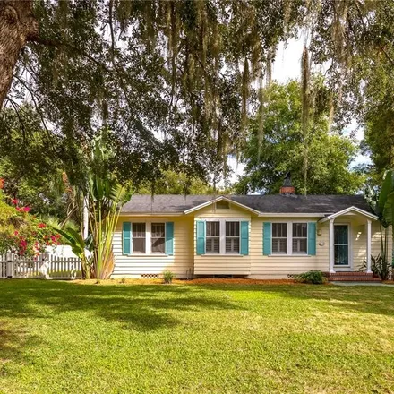 Buy this 2 bed house on 224 Overlook Road in Winter Park, FL 32789