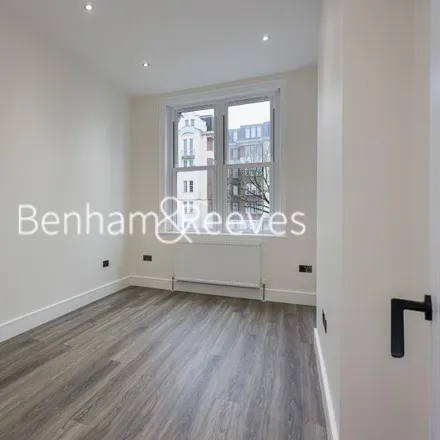 Image 3 - Leinster Mansions, Frognal Lane, London, NW3 6DN, United Kingdom - Apartment for rent