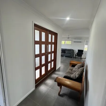 Image 5 - Tingara Street, Macleay Island QLD 4184, Australia - Apartment for rent