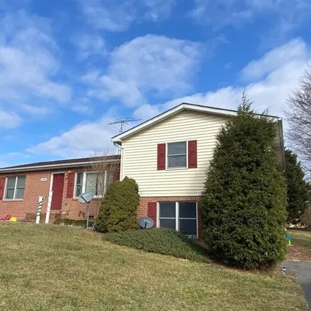 Rent this 2 bed house on 480 Overlook Drive in Rosemont, Martinsburg