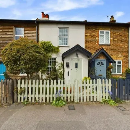 Buy this 2 bed house on Molesey Road in Surrey, Great London