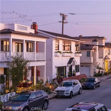 Rent this studio apartment on 124 Turquoise Avenue in Newport Beach, CA 92662