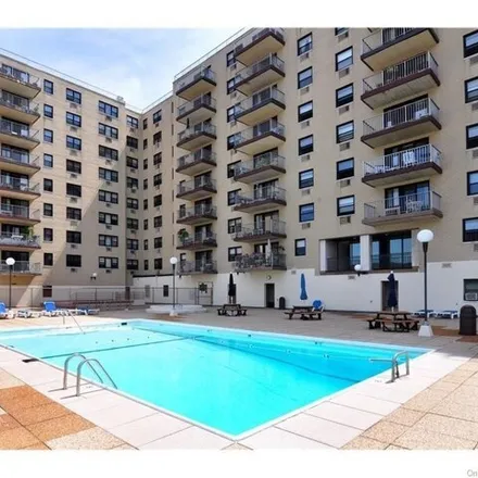 Buy this studio apartment on 1079 Warburton Avenue in City of Yonkers, NY 10701