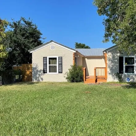 Rent this 3 bed house on 832 North A Street in Harlingen, TX 78550