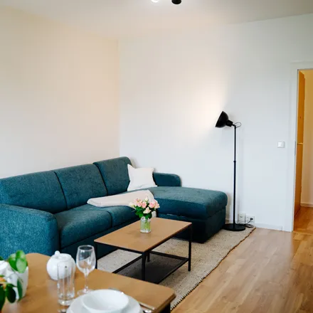 Rent this 2 bed apartment on Drackendorfer Straße 14 in 07747 Jena, Germany