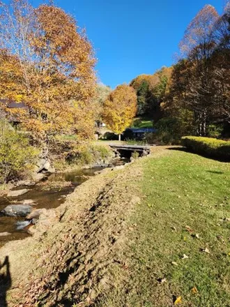 Image 2 - 198 Old Forge Creek Road, Johnson County, TN 37683, USA - House for sale
