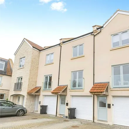 Rent this 3 bed townhouse on St John's Church of England Voluntary Aided First School in Frome, Christchurch Street East