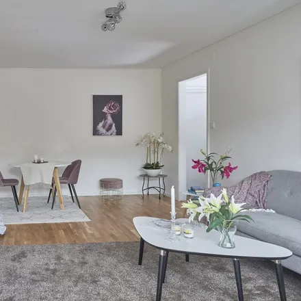 Rent this 1 bed apartment on S:t Johanneskapellet in Sveavägen, 731 50 Köping