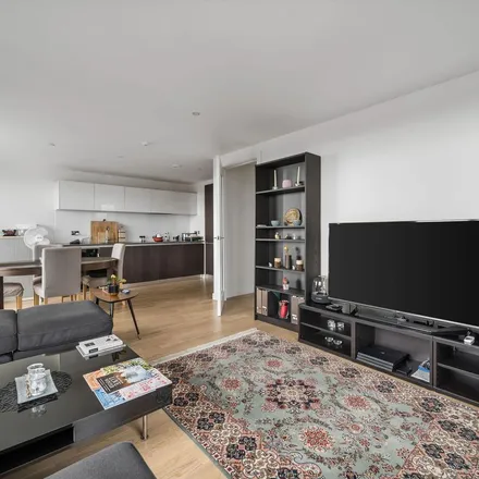 Rent this 3 bed apartment on Cornish House in Pump House Crescent, London