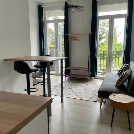Rent this 1 bed apartment on Devred in Place d'Armes, 59300 Valenciennes