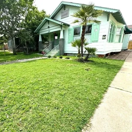 Buy this 4 bed house on 5174 Avenue O ½ in Galveston, TX 77551