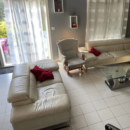 Rent this 4 bed house on 77420 Champs-sur-Marne