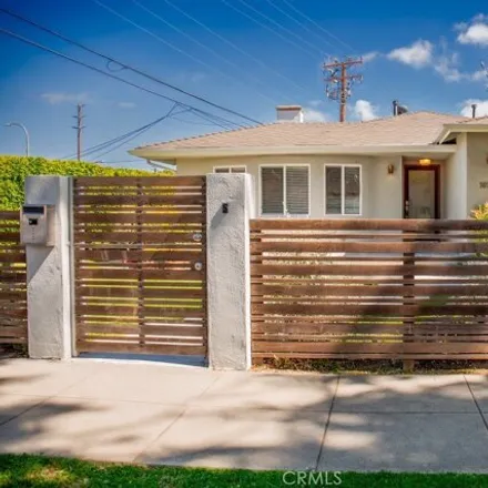 Buy this 3 bed house on QNE in Braddock Drive, Culver City