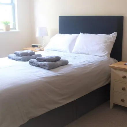 Rent this 3 bed apartment on Torbay in TQ2 6QT, United Kingdom