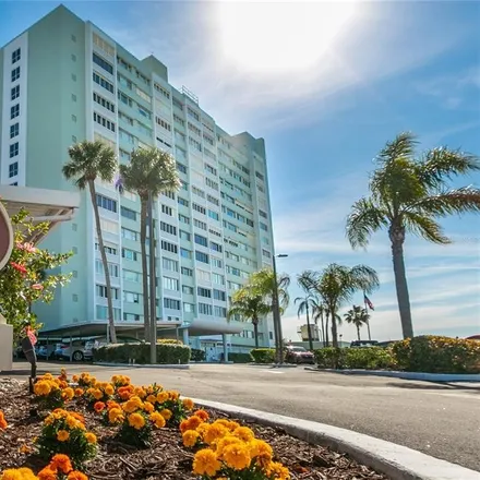 Buy this 2 bed condo on 31 Island Way in Clearwater, FL 33767