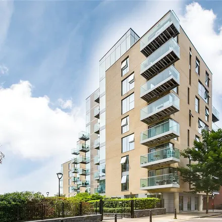 Rent this 1 bed apartment on Waterside Apartments in Goodchild Road, London