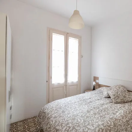 Rent this 2 bed apartment on Carrer dels Consorts Sans i Bernet in 08001 Barcelona, Spain