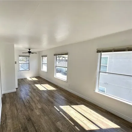 Image 7 - 5209 The Toledo, Long Beach, CA 90803, USA - House for sale