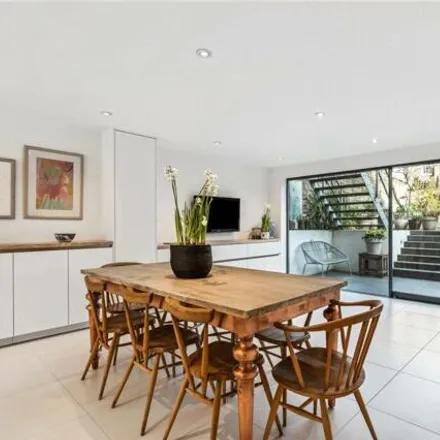 Image 3 - 8 St. Anns Road, London, W11 4SR, United Kingdom - Townhouse for sale