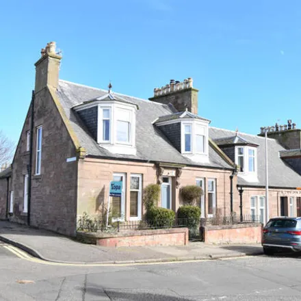 Buy this 4 bed house on Mount Road in Montrose, DD10 8NT