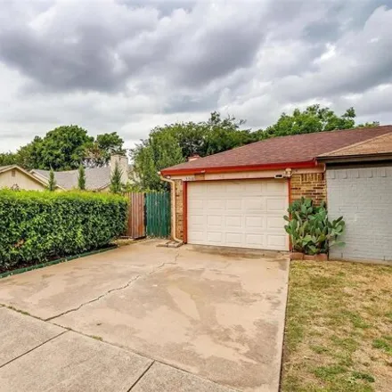 Image 4 - 3310 Green Ridge St, Fort Worth, Texas, 76133 - House for sale