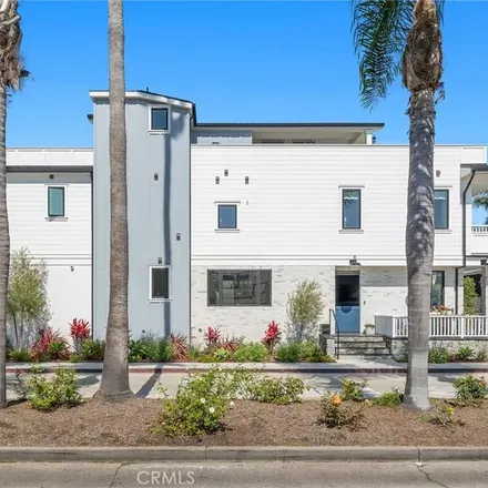 Rent this 3 bed apartment on 201 in 201 1/2 Opal Avenue, Newport Beach