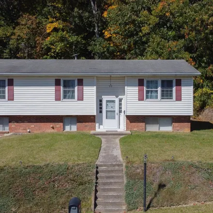 Buy this 4 bed house on 825 Paul Street in Dogwood Hill, Staunton