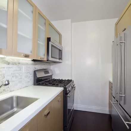 Rent this 1 bed apartment on 210 East 47th Street in New York, NY 10017