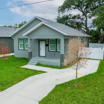 Image 2 - 2706 E 18th Ave, Tampa, Florida, 33605 - House for sale