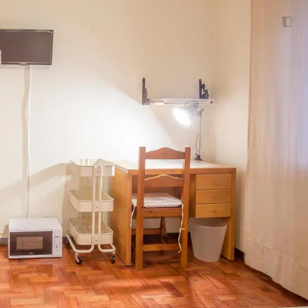 Image 2 - Outeiro, Rua do Doutor Manuel Laranjeira, 4200-347 Porto, Portugal - Room for rent