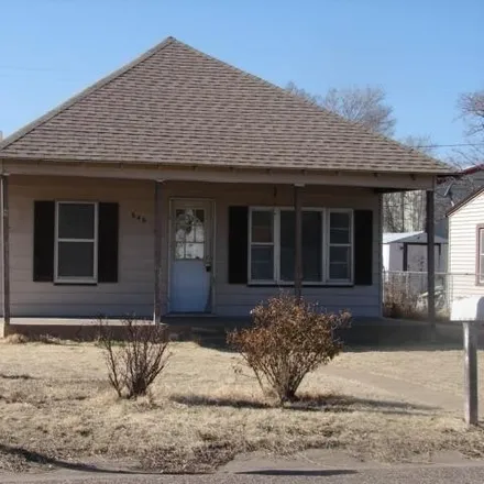 Buy this 2 bed house on 365 East Walnut Street in Liberal, KS 67901