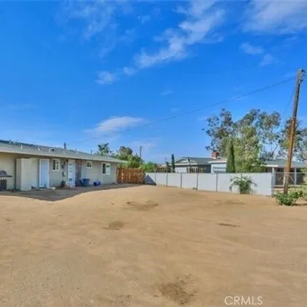 Image 4 - 21383 Ottawa Road, Apple Valley, CA 92308, USA - House for sale