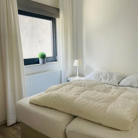 Rent this 1 bed apartment on Lage Barakken 29G-02 in 6221 CH Maastricht, Netherlands
