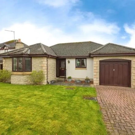 Buy this 3 bed house on Eskfield Grove in Bonnyrigg, EH22 3FA