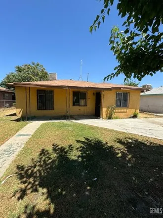 Buy this 3 bed house on 1159 Virginia Avenue in Bakersfield, CA 93307