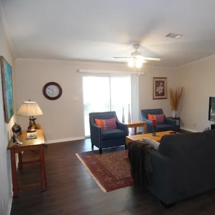 Image 6 - 908 West Norman Street, Lady Lake, FL 32159, USA - Apartment for sale