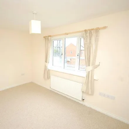 Image 4 - Danes Close, Grimsby, DN32 9TJ, United Kingdom - Townhouse for rent