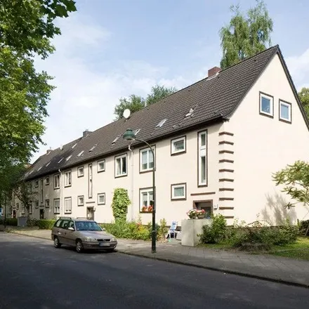 Rent this 2 bed apartment on Briedestraße 130 in 40599 Dusseldorf, Germany