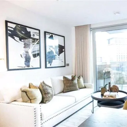 Rent this 1 bed apartment on 372 Edgware Road in London, W2 1EA